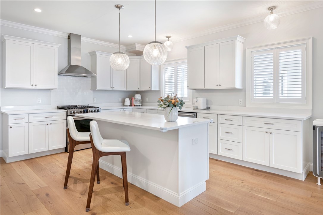 10 Kettle Point Avenue East Providence, RI 02914 - Photo 7 of 28