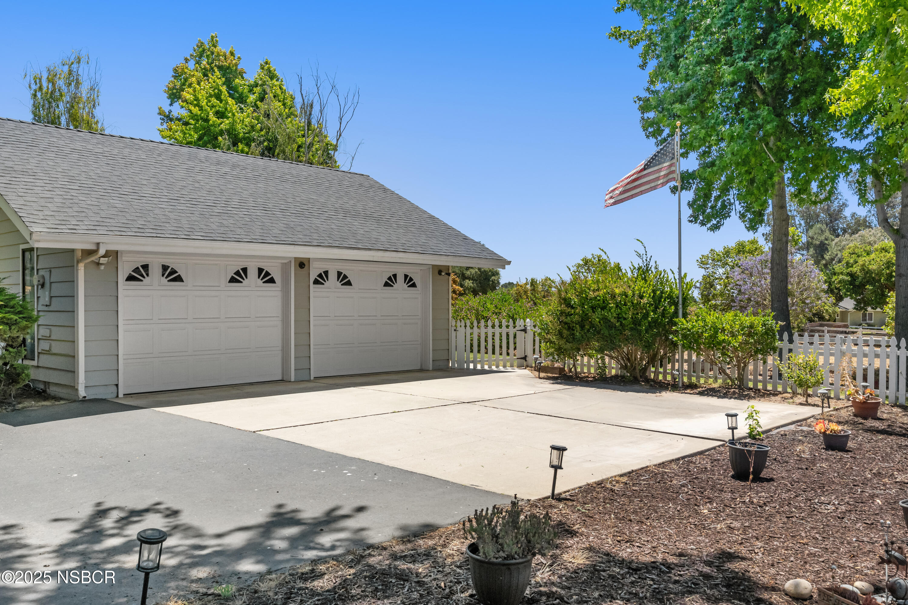 181 Eucalyptus Road Nipomo, CA 93444 - Photo 22 of 36 a view of a backyard