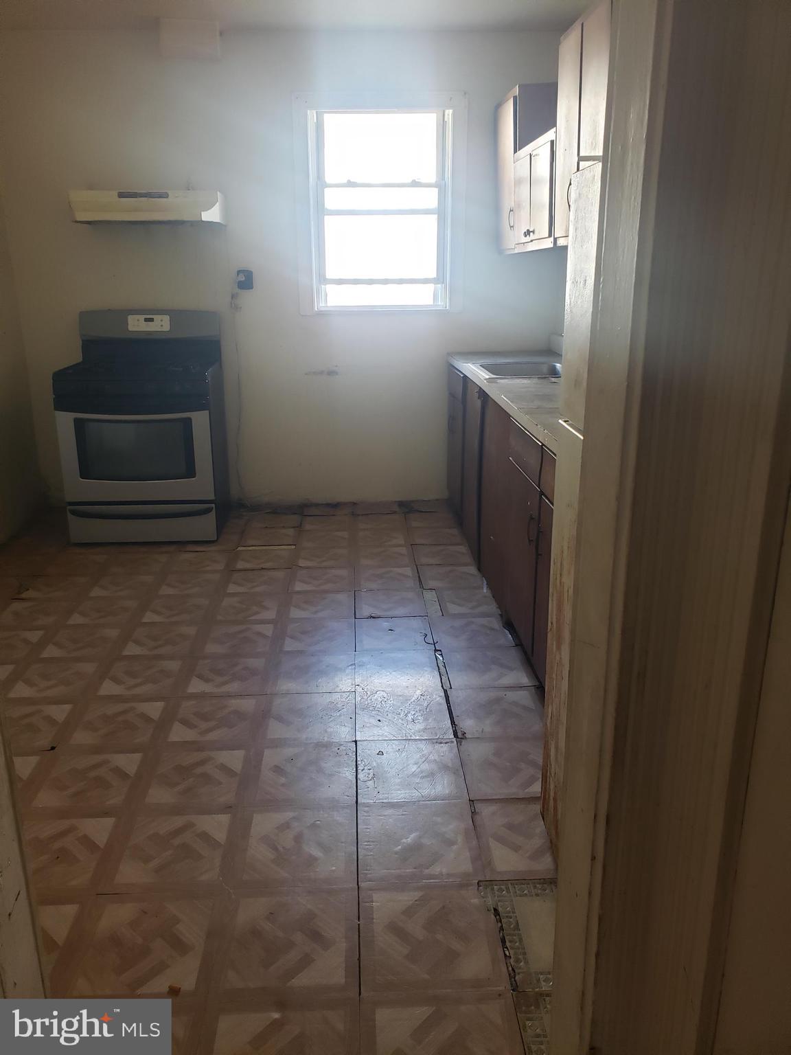 249 Sanford Road Upper Darby, PA 19082 - Photo 3 of 13 Kitchen