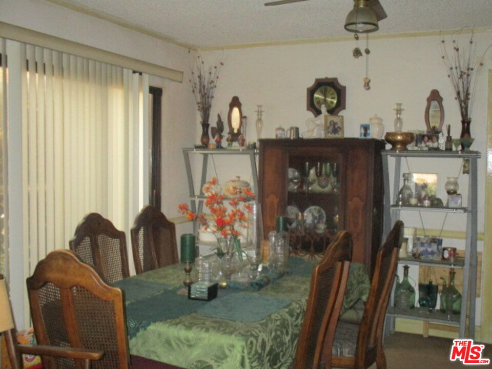 2430 South Cochran Avenue Los Angeles, CA 90016 - Photo 2 of 6