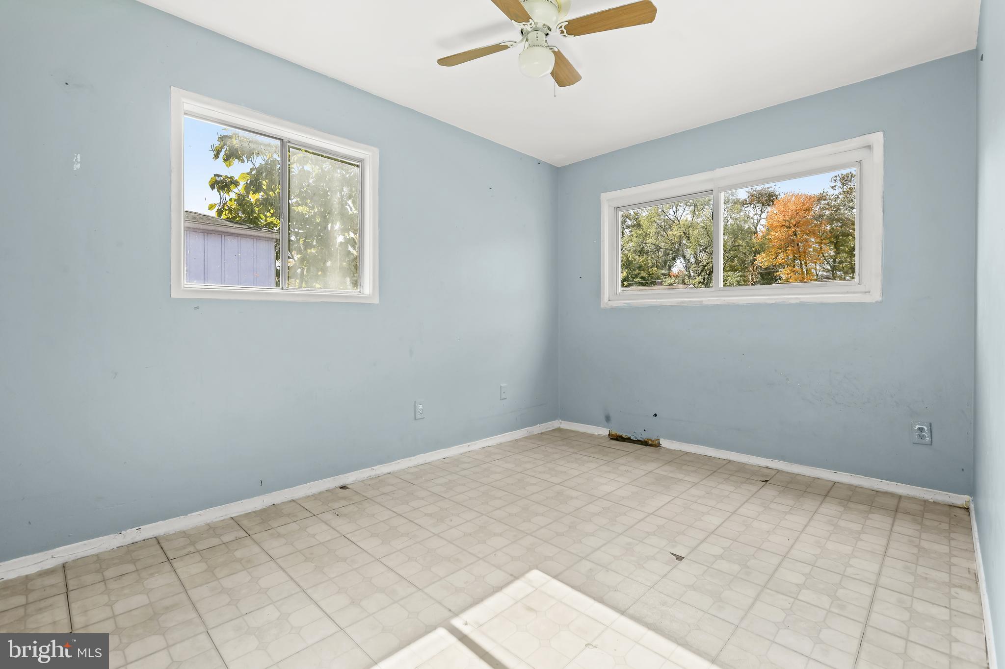 2217 Columbia Place Landover, MD 20785 - Photo 17 of 34 an empty room with windows