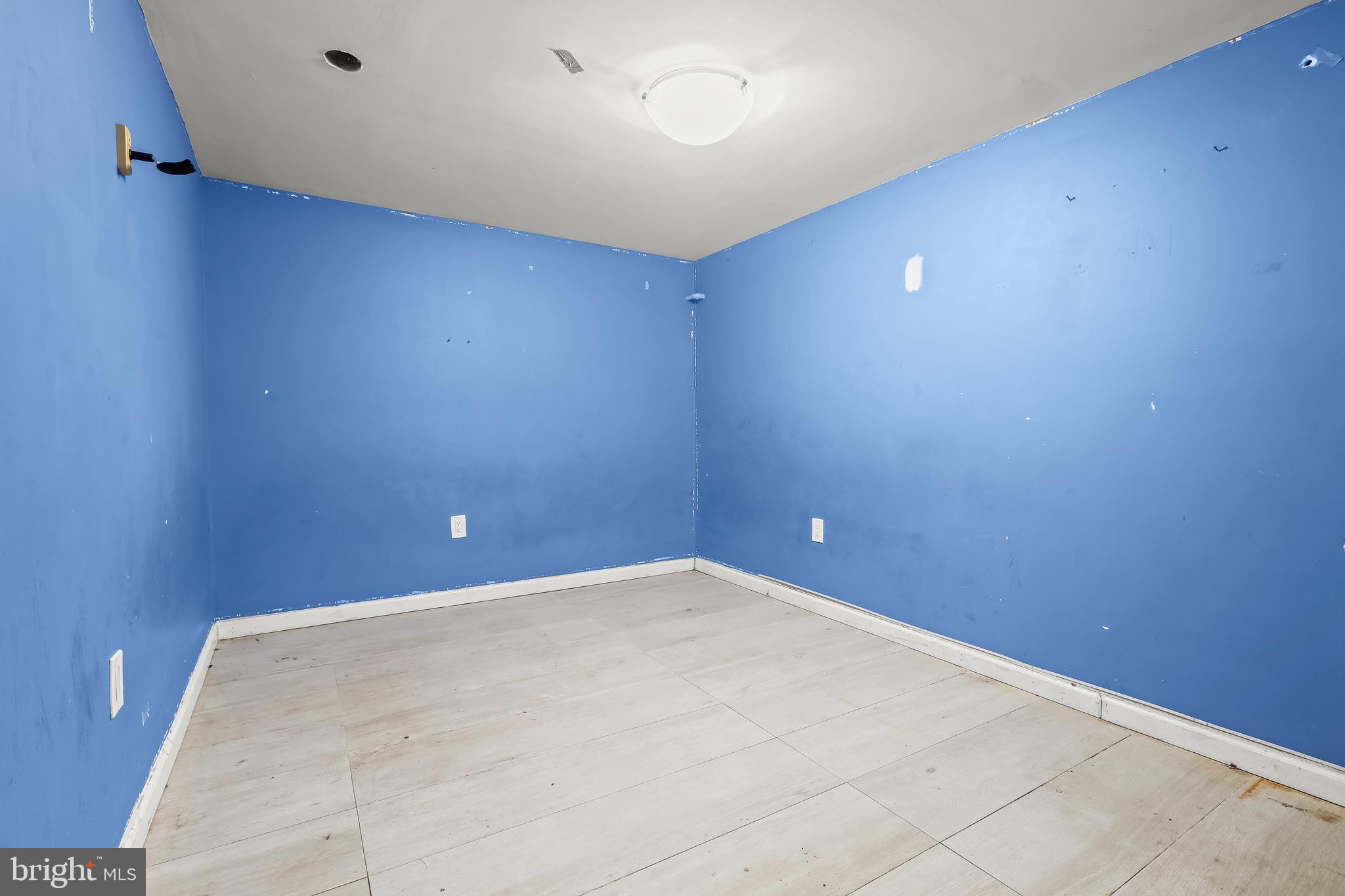 2217 Columbia Place Landover, MD 20785 - Photo 23 of 34 a view of an empty room