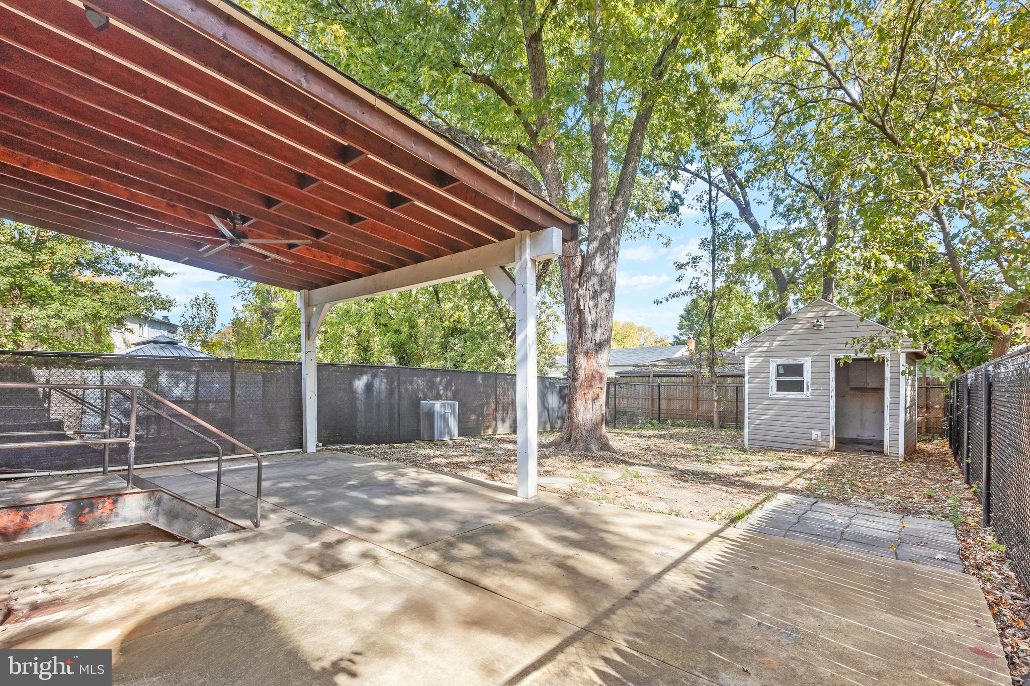 2217 Columbia Place Landover, MD 20785 - Photo 29 of 34 a view of a backyard with a small cabin