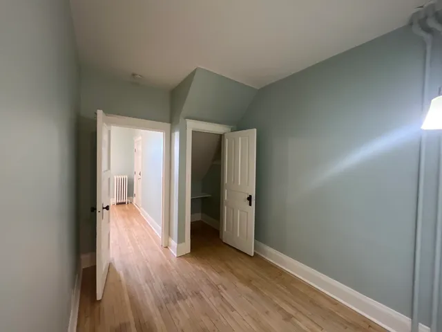 $1,100 | 1824 John Avenue, Superior, WI 54880