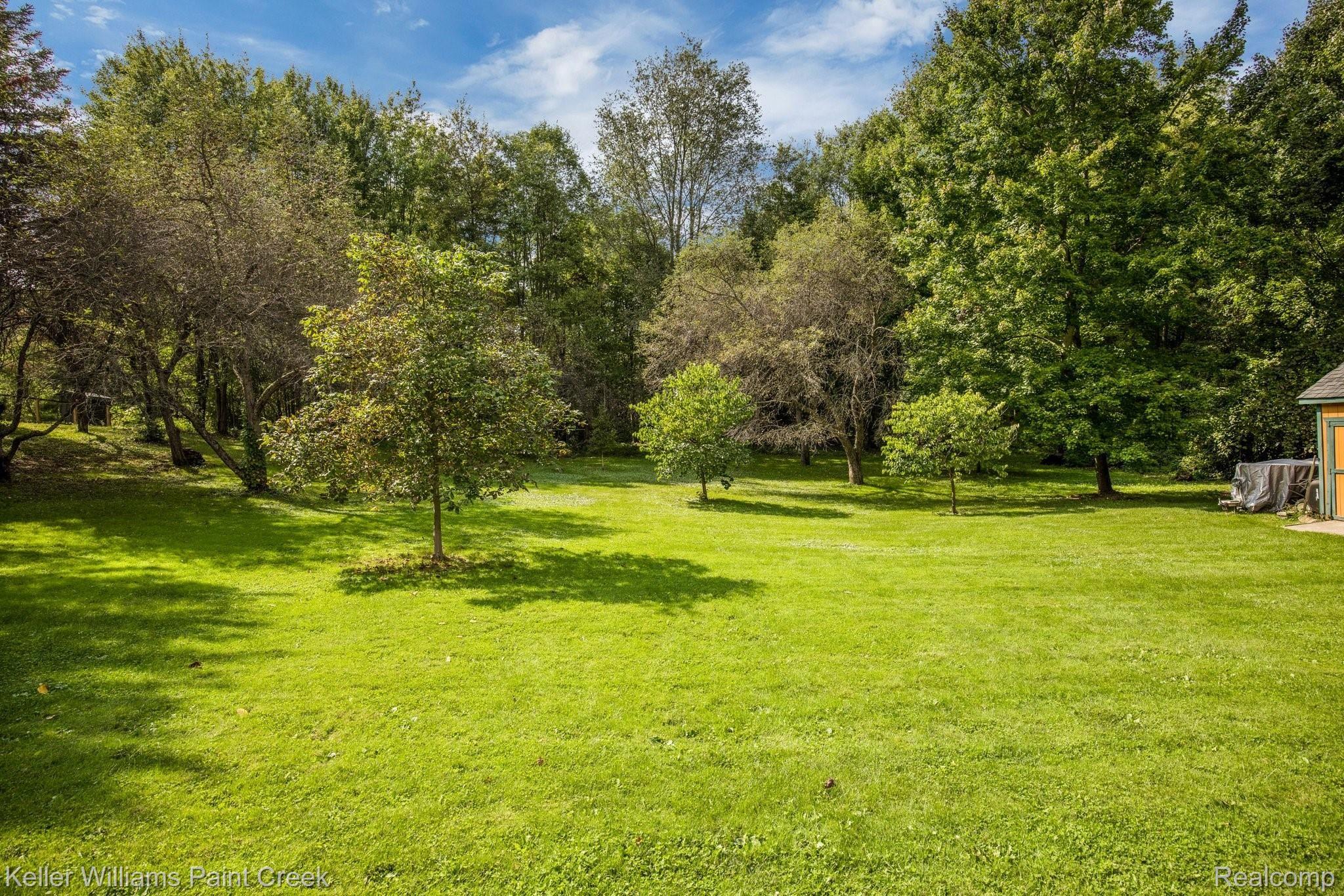 1400 Hemingway Road Lake Orion, MI 48360 - Photo 40 of 42 75-web-or-mls-1400 Hemingway Road074.jpg