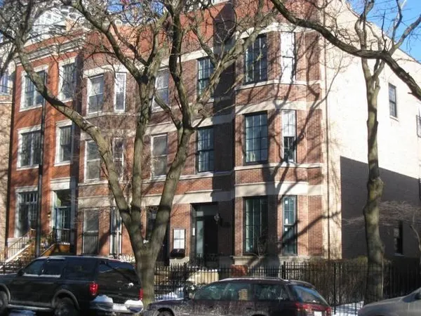 $2,600 | 1923 North Sedgwick Street, Unit 1R, Chicago, IL 60614