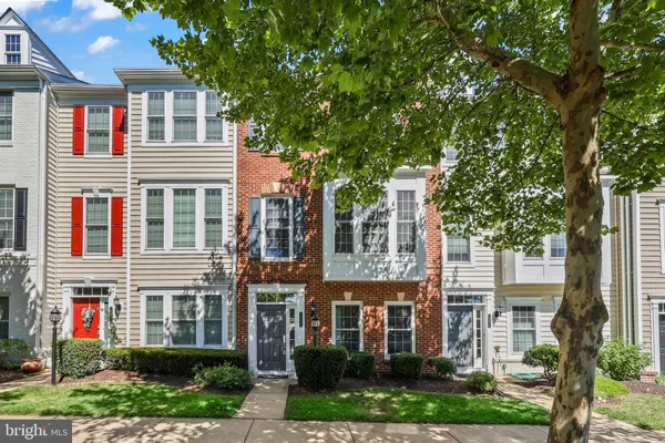 $3,281 | 14873 Potomac Branch Drive, Woodbridge, VA 22191