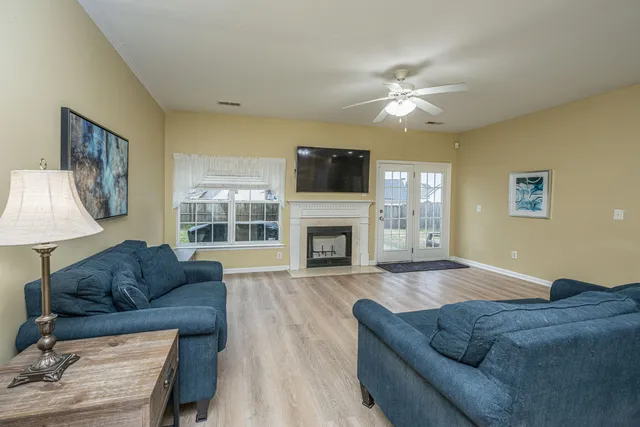 $325,000 | 122 Cannonsmill Lane, Summerville, SC 29485