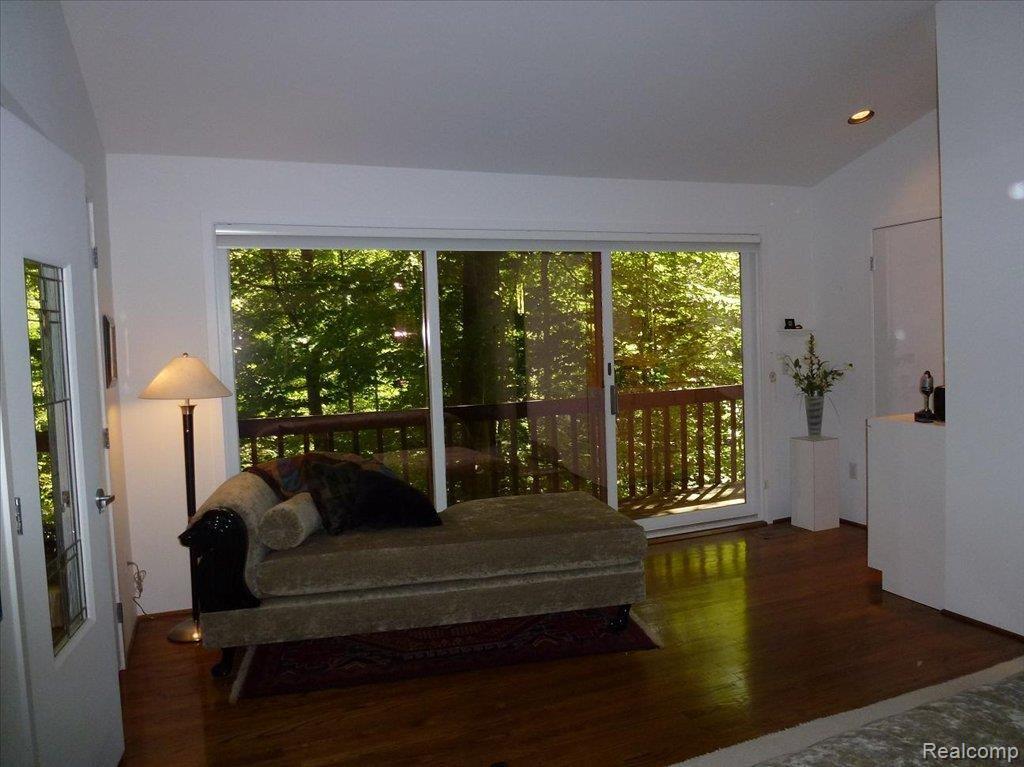 34055 Quaker Valley Road Farmington, MI 48331 - Photo 17 of 25 Doorwall In Upstairs Master