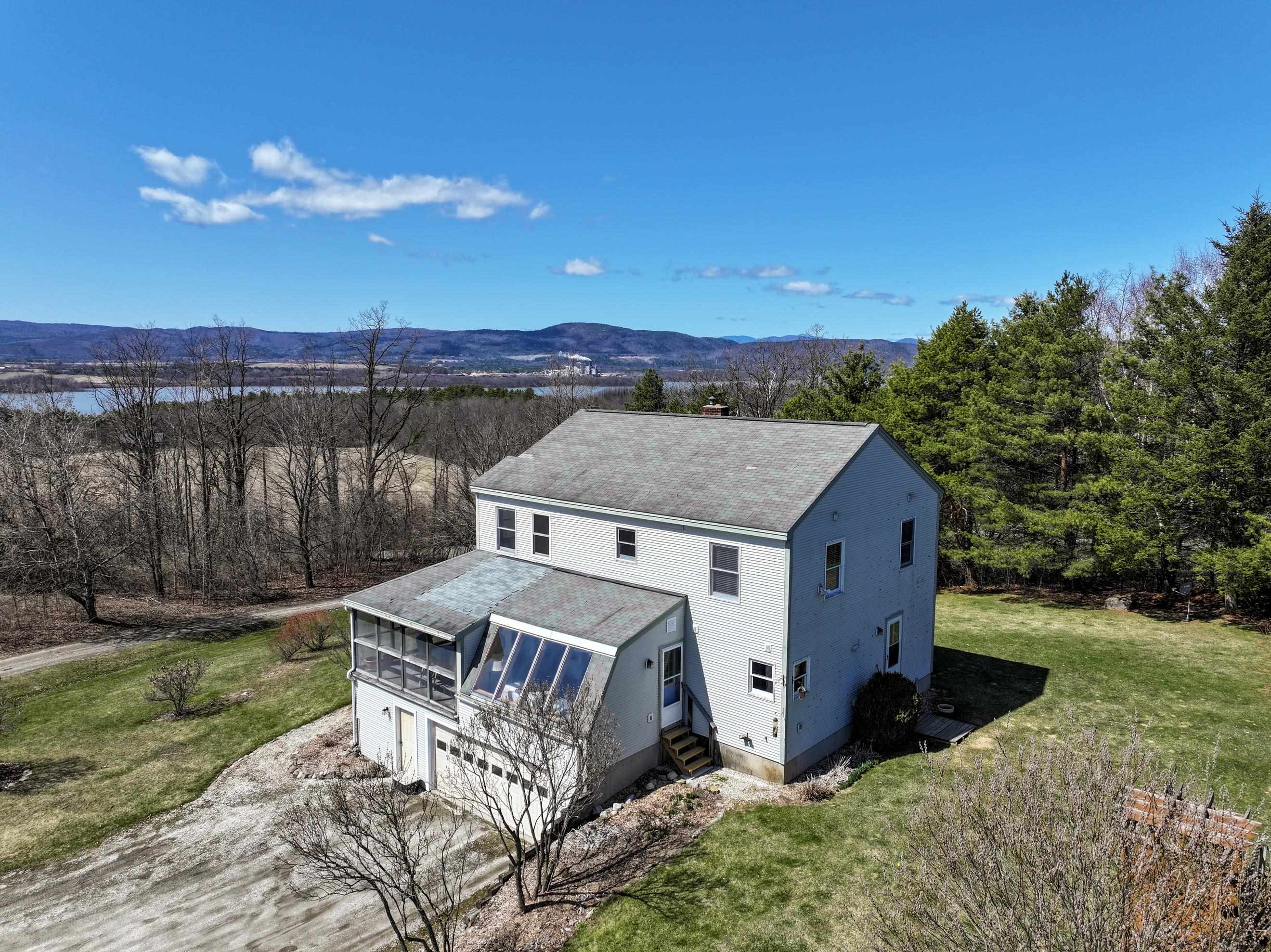 1434 Smith Street Shoreham, VT 05770 - Photo 4 of 59