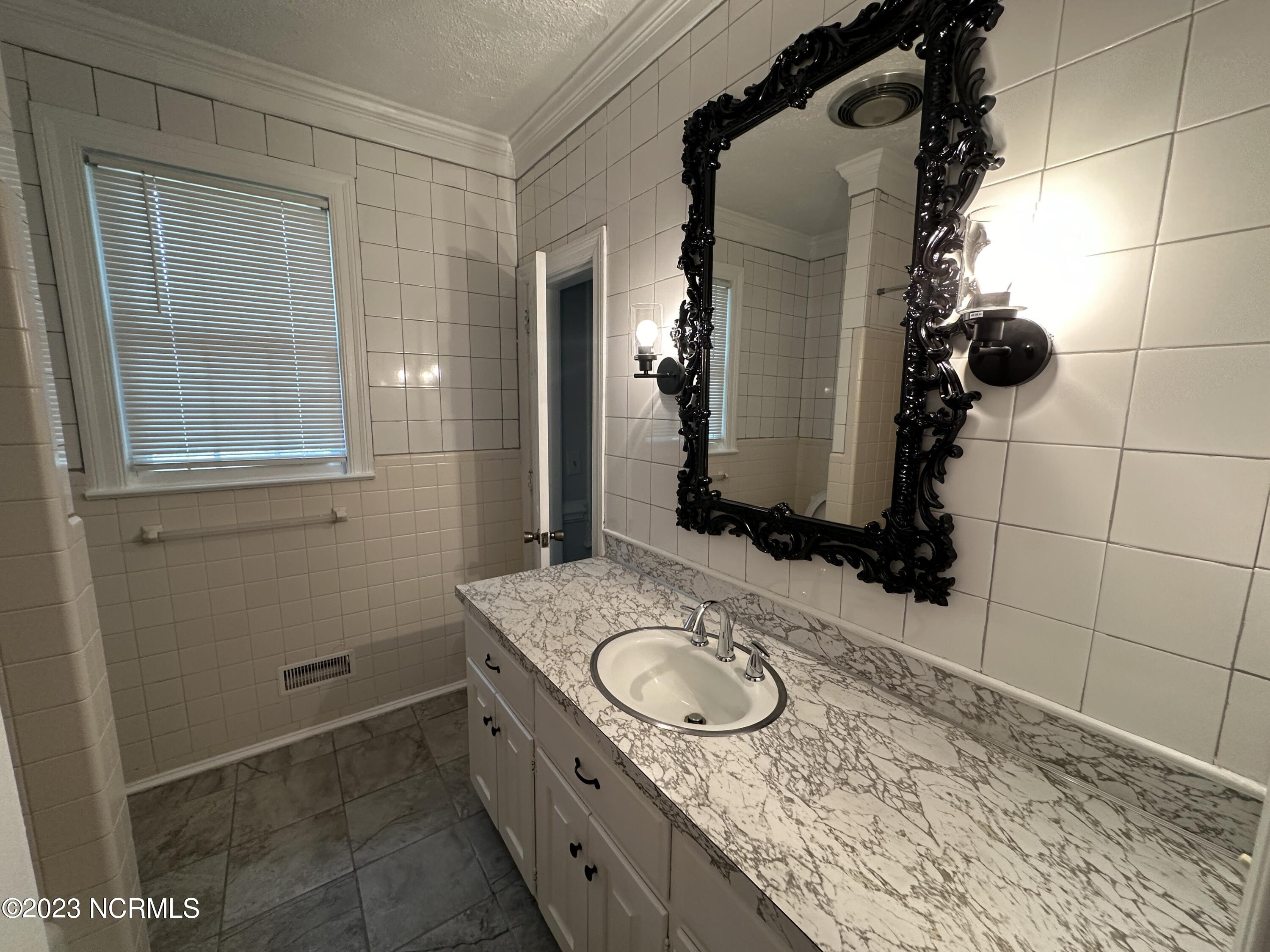 1906 Hardee Road Kinston, NC 28504 - Photo 21 of 36 IMG_2774