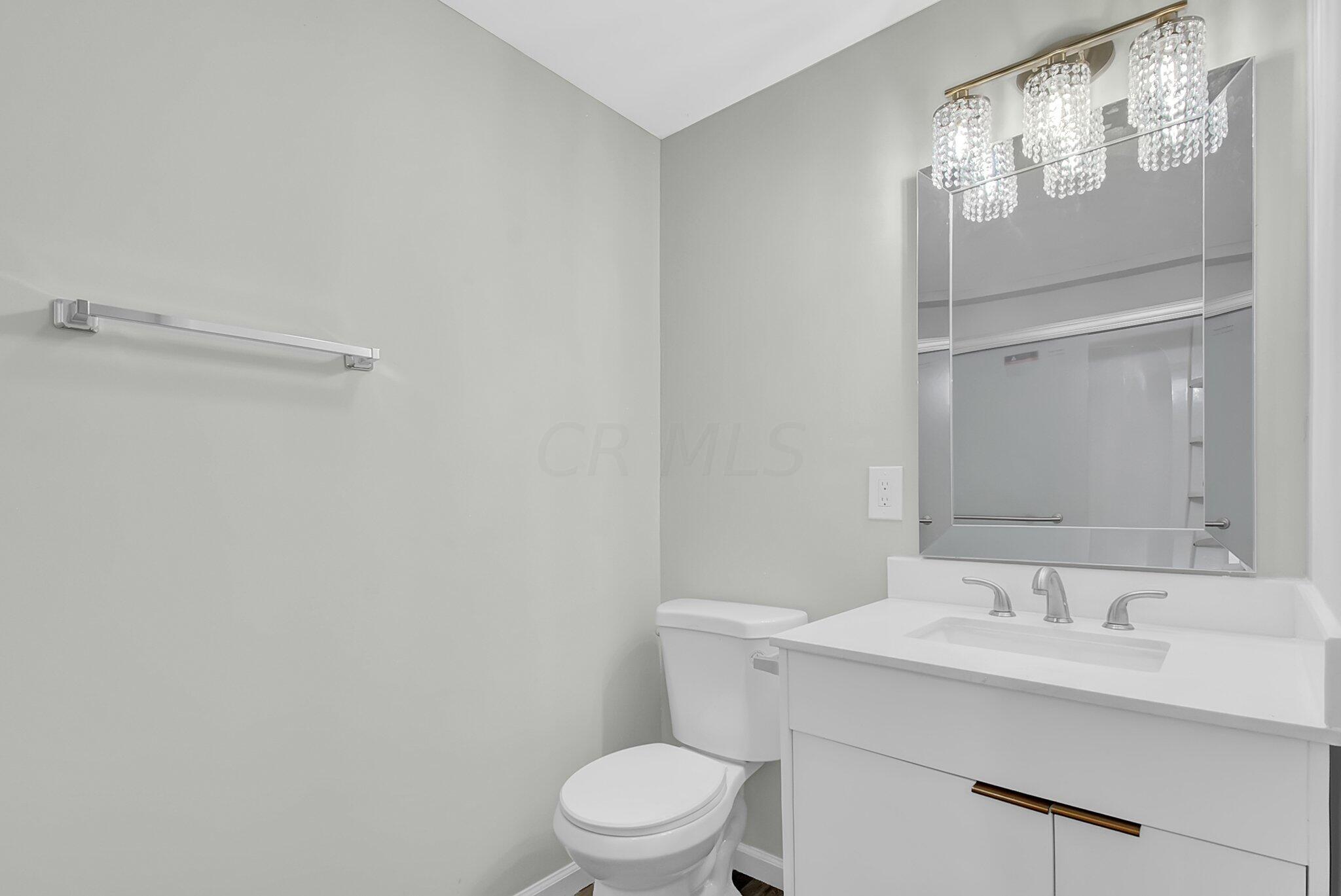 5566 Roche Drive Columbus, OH 43229 - Photo 25 of 29 bathroom 2