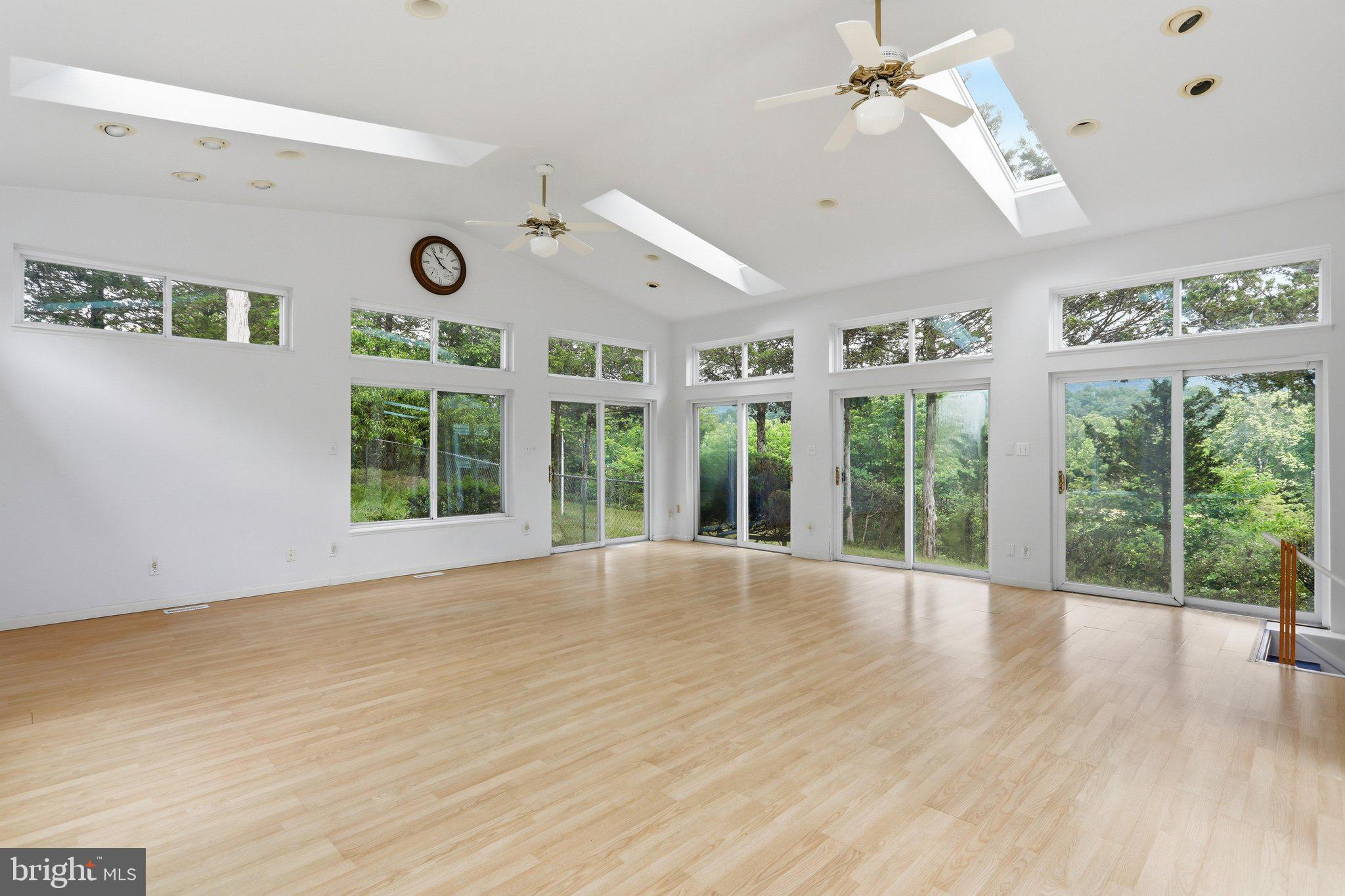 6223 Fort Valley Road Fort Valley, VA 22652 - Photo 10 of 51 Bamboo floors