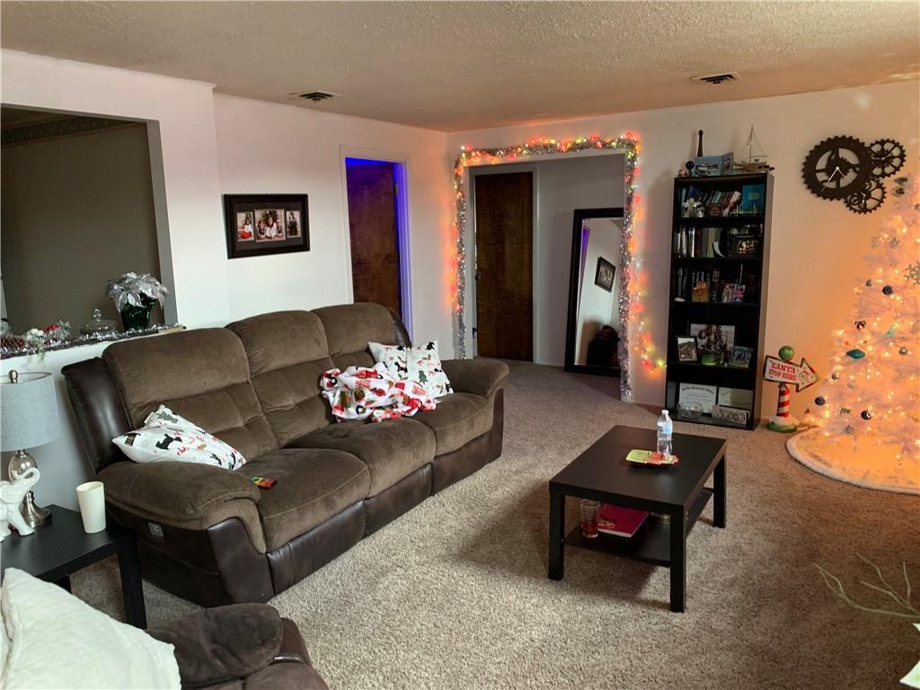 2715 Center Street Pittsburgh, PA 15205 - Photo 3 of 13