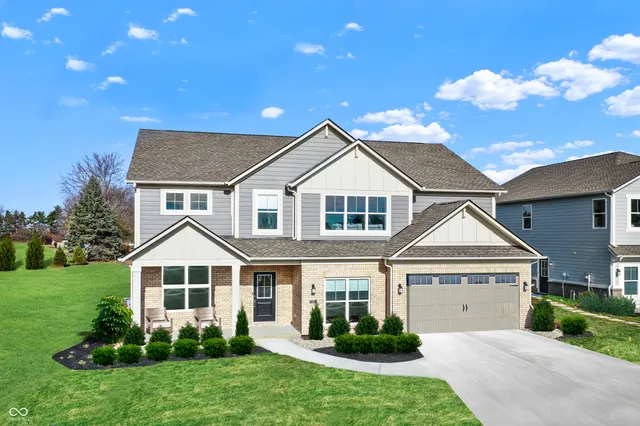 $485,000 | 958 Elmwood Lane, Greenwood, IN 46143