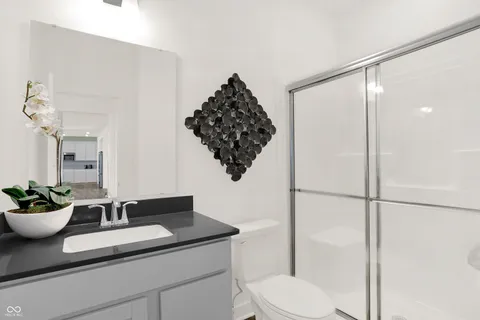 $485,000 | 958 Elmwood Lane, Greenwood, IN 46143