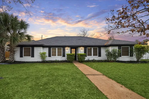 $324,998 | 210 Weeping Oak Lane, Spring, TX 77388