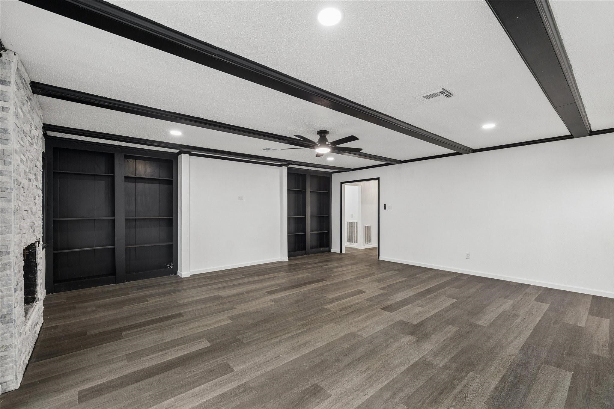 210 Weeping Oak Lane Spring, TX 77388 - Photo 6 of 20 wooden floor in an empty room