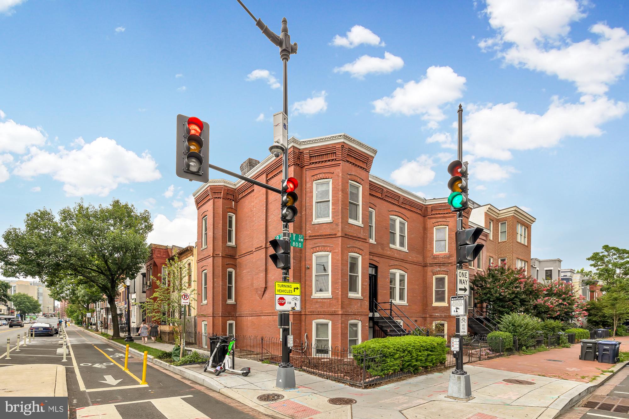 817 T Street Northwest, Unit B Washington, DC 20001 - Photo 16 of 17 Centrally Located Near Shopping & Restaurants