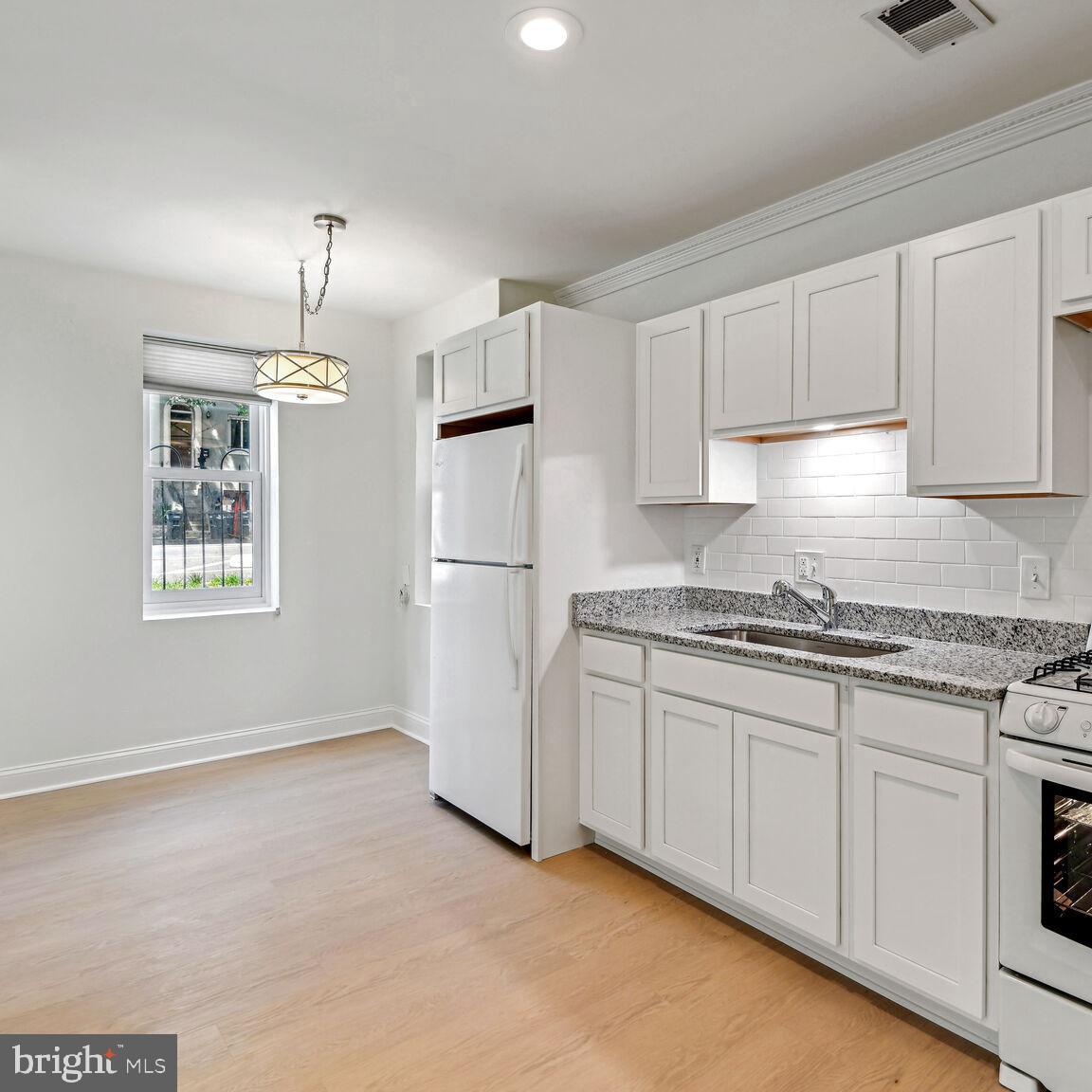 817 T Street Northwest, Unit B Washington, DC 20001 - Photo 4 of 17