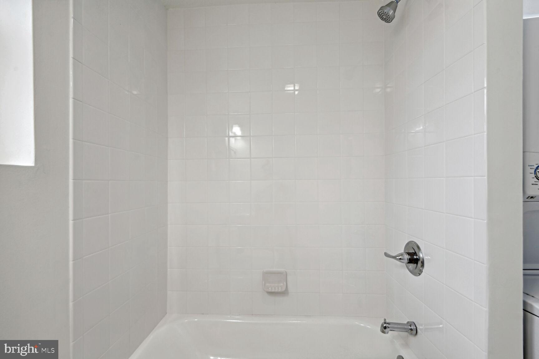 817 T Street Northwest, Unit B Washington, DC 20001 - Photo 8 of 17