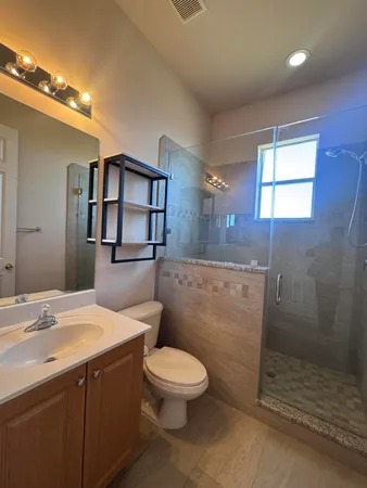 $3,200 | 3318 Burlington Place Southwest, Vero Beach, FL 32968