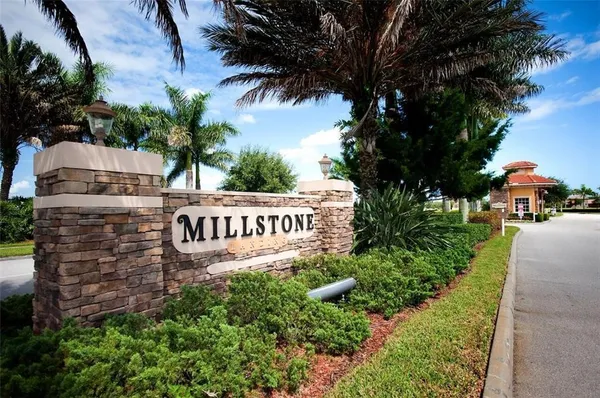 $3,200 | 3318 Burlington Place Southwest, Vero Beach, FL 32968