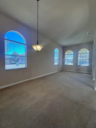 $3,200 | 3318 Burlington Place Southwest, Vero Beach, FL 32968