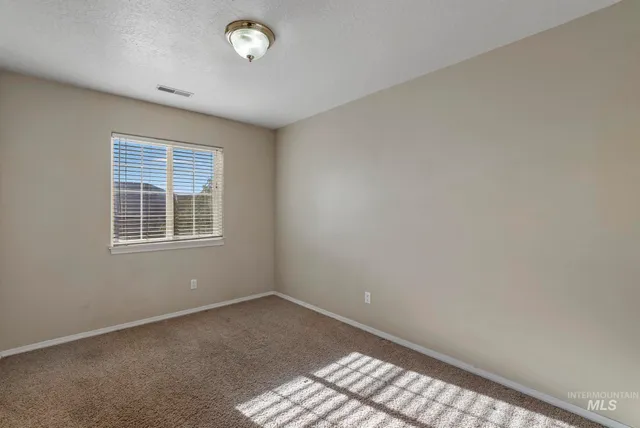 $285,000 | 1935 Hampton Way, Twin Falls, ID 83301