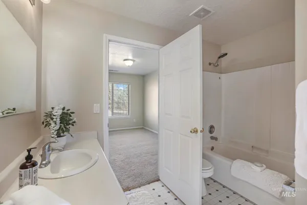 $285,000 | 1935 Hampton Way, Twin Falls, ID 83301