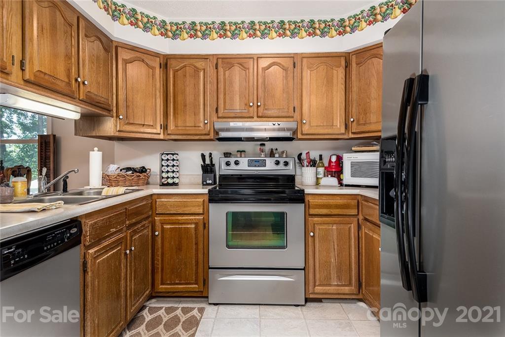 5896 Bollinger Loop Morganton, NC 28655 - Photo 4 of 30 Gallery Image 4