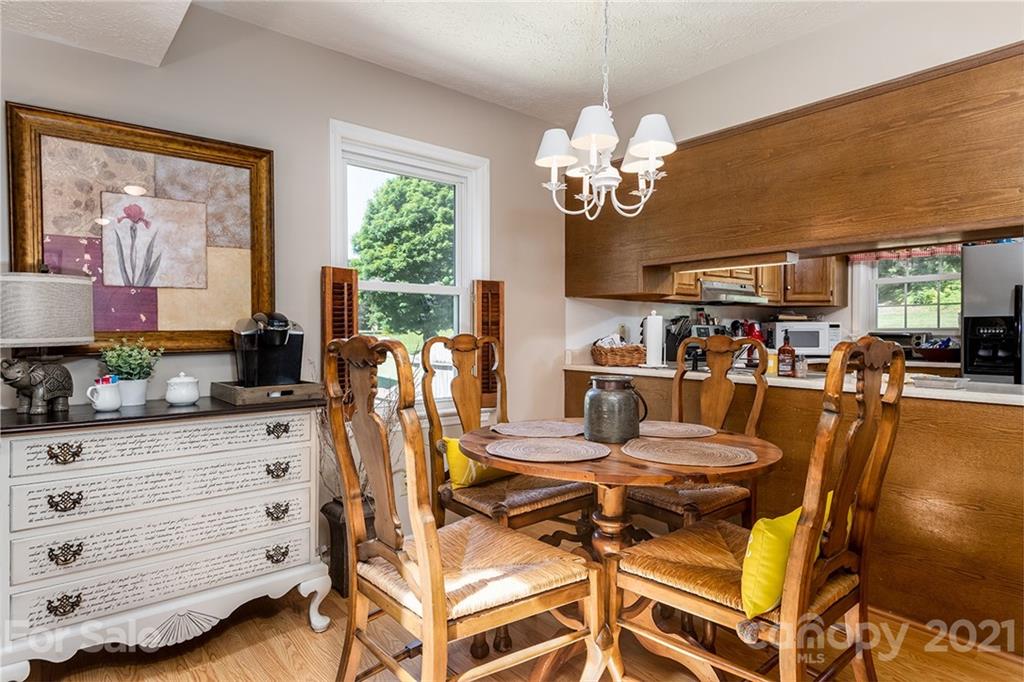 5896 Bollinger Loop Morganton, NC 28655 - Photo 5 of 30 Gallery Image 5