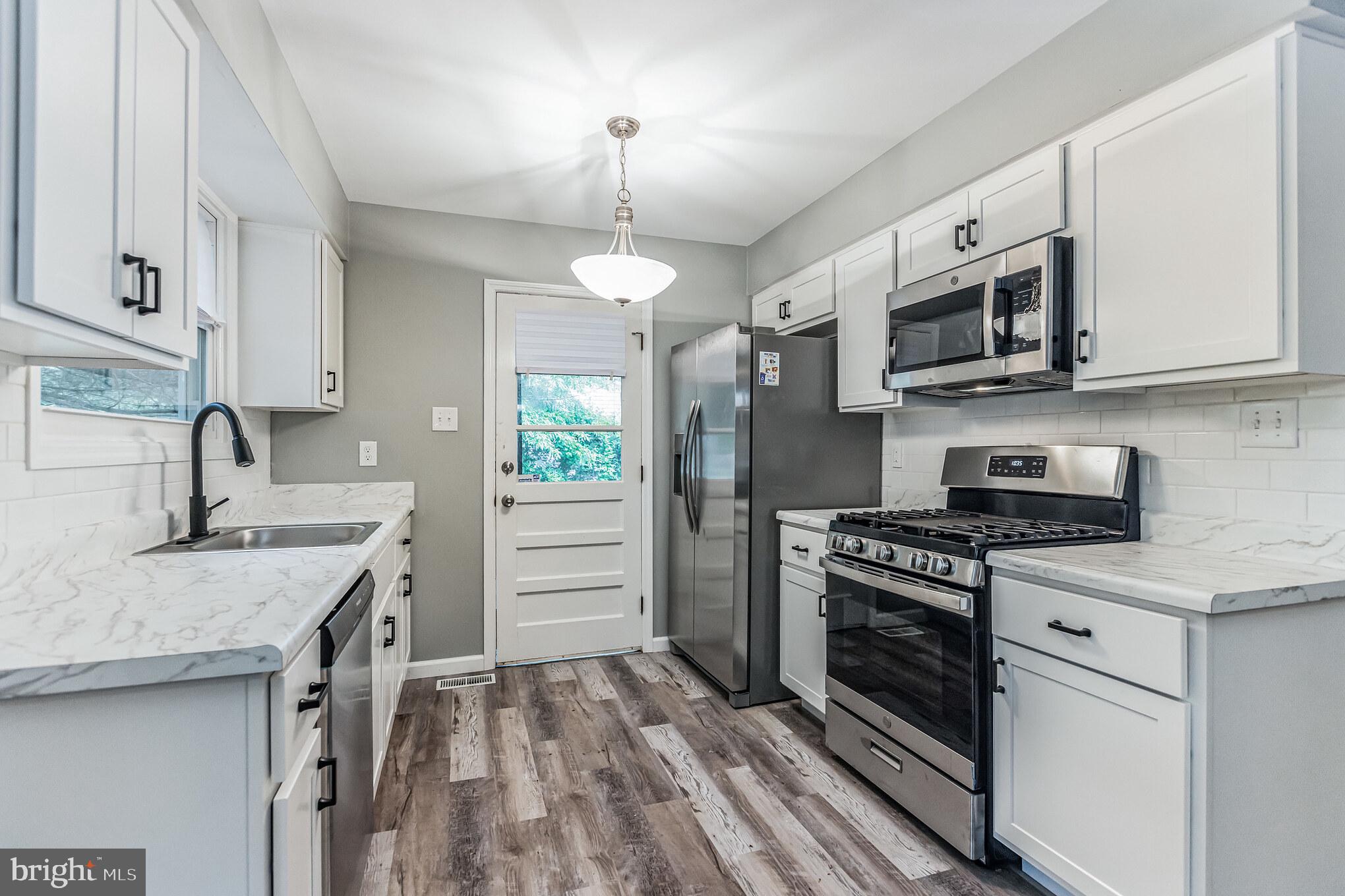 10 Naylor Avenue Clementon, NJ 08021 - Photo 12 of 35