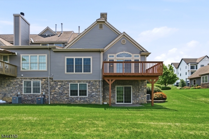98 Tarrington Road Hamburg, NJ 07419 - Photo 37 of 40