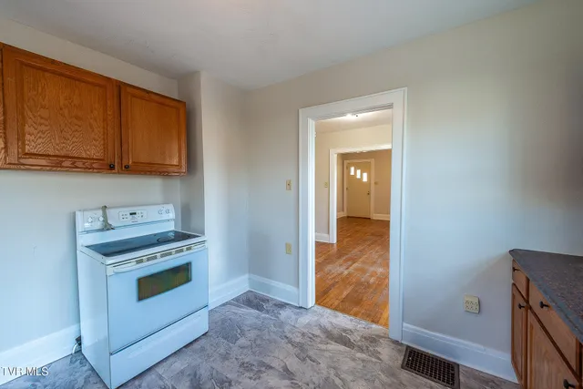 $199,000 | 1601 Edgemont Avenue, Bristol, TN 37620