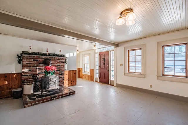 $389,000 | 15 Rocky Knoll Road, Denmark, ME 04022