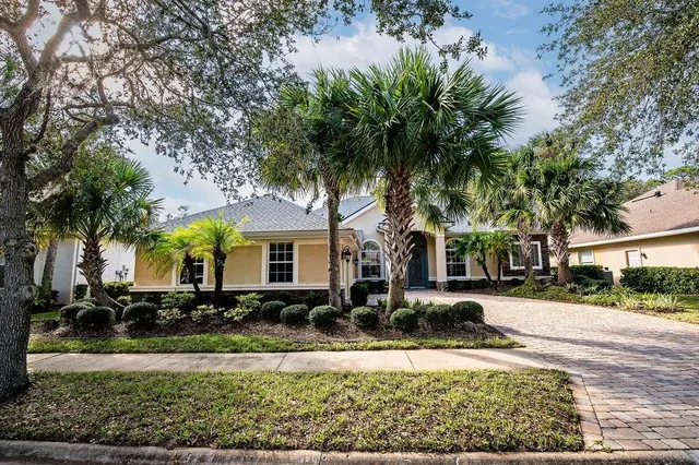 $575,000 | 20 Riverbend Drive, Palm Coast, FL 32137