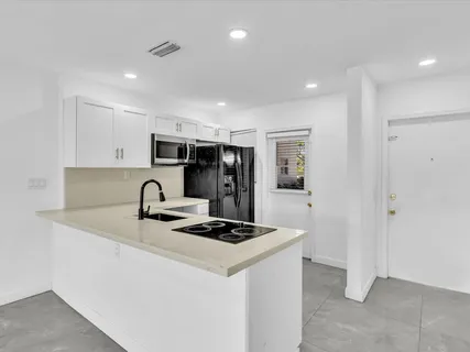 $190,000 | 2451 Southwest 82nd Avenue, Unit 108, Davie, FL 33324