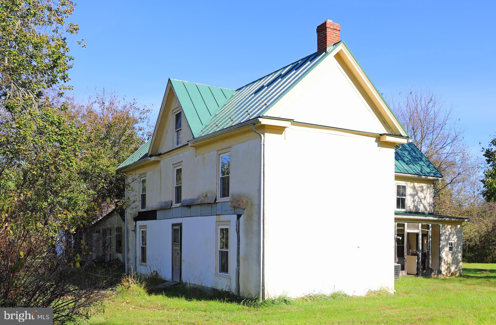 4369 Scotts Road Marshall, VA 20115 - Photo 4 of 5 Exterior (General)