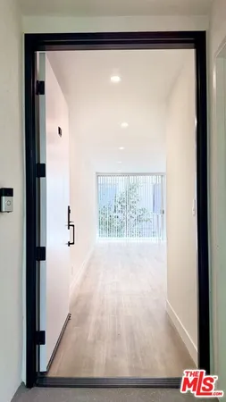 $4,495 | 414 North Palm Drive, Unit 8, Beverly Hills, CA 90210