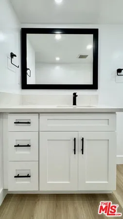 $4,495 | 414 North Palm Drive, Unit 8, Beverly Hills, CA 90210