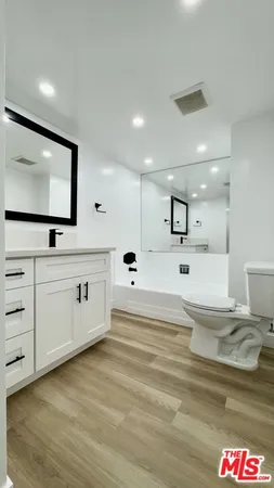 $4,495 | 414 North Palm Drive, Unit 8, Beverly Hills, CA 90210