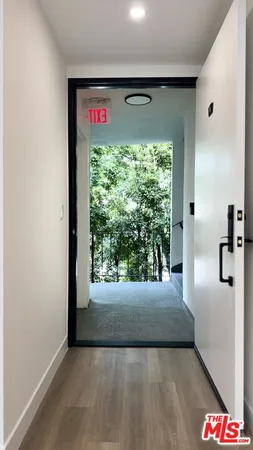 $4,495 | 414 North Palm Drive, Unit 8, Beverly Hills, CA 90210
