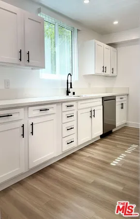 $4,495 | 414 North Palm Drive, Unit 8, Beverly Hills, CA 90210