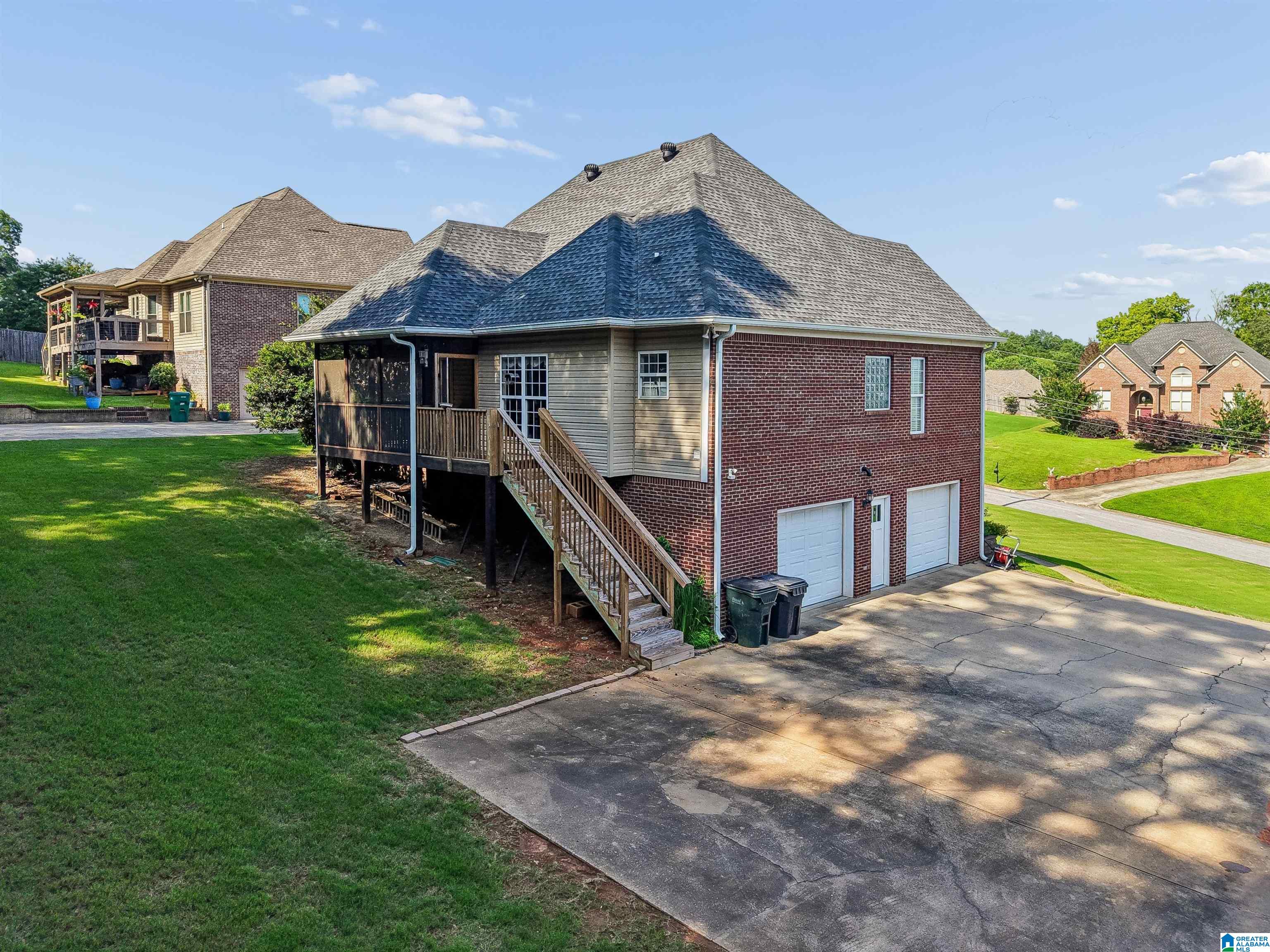 1042 Meadows Lane Moody, AL 35004 - Photo 6 of 44
