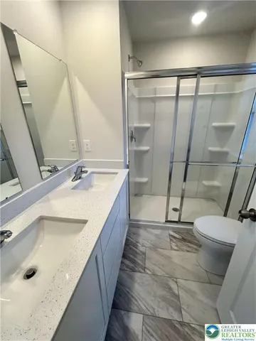 $2,600 | 7700 Clayton Avenue, Coopersburg, PA 18036