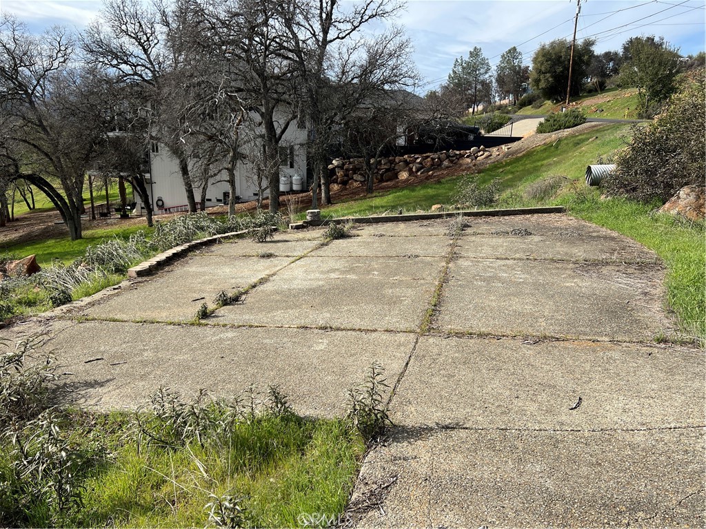 20073 Powder Horn Road Hidden Valley Lake, CA 95467 - Photo 8 of 11 a view of a backyard