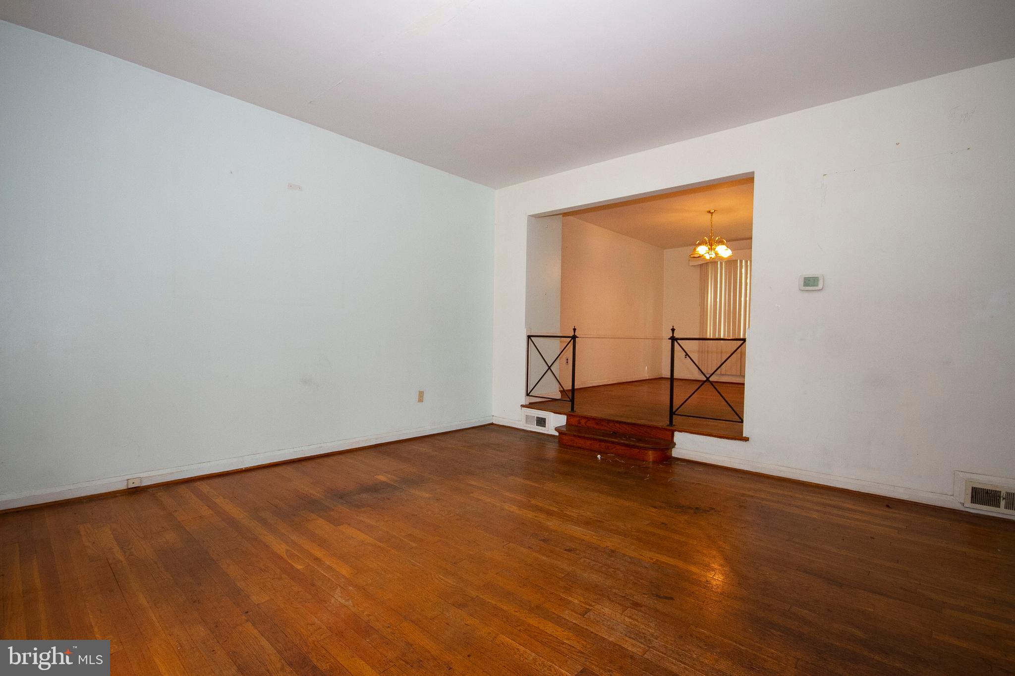 6121 Edlynne Road Baltimore, MD 21239 - Photo 8 of 19