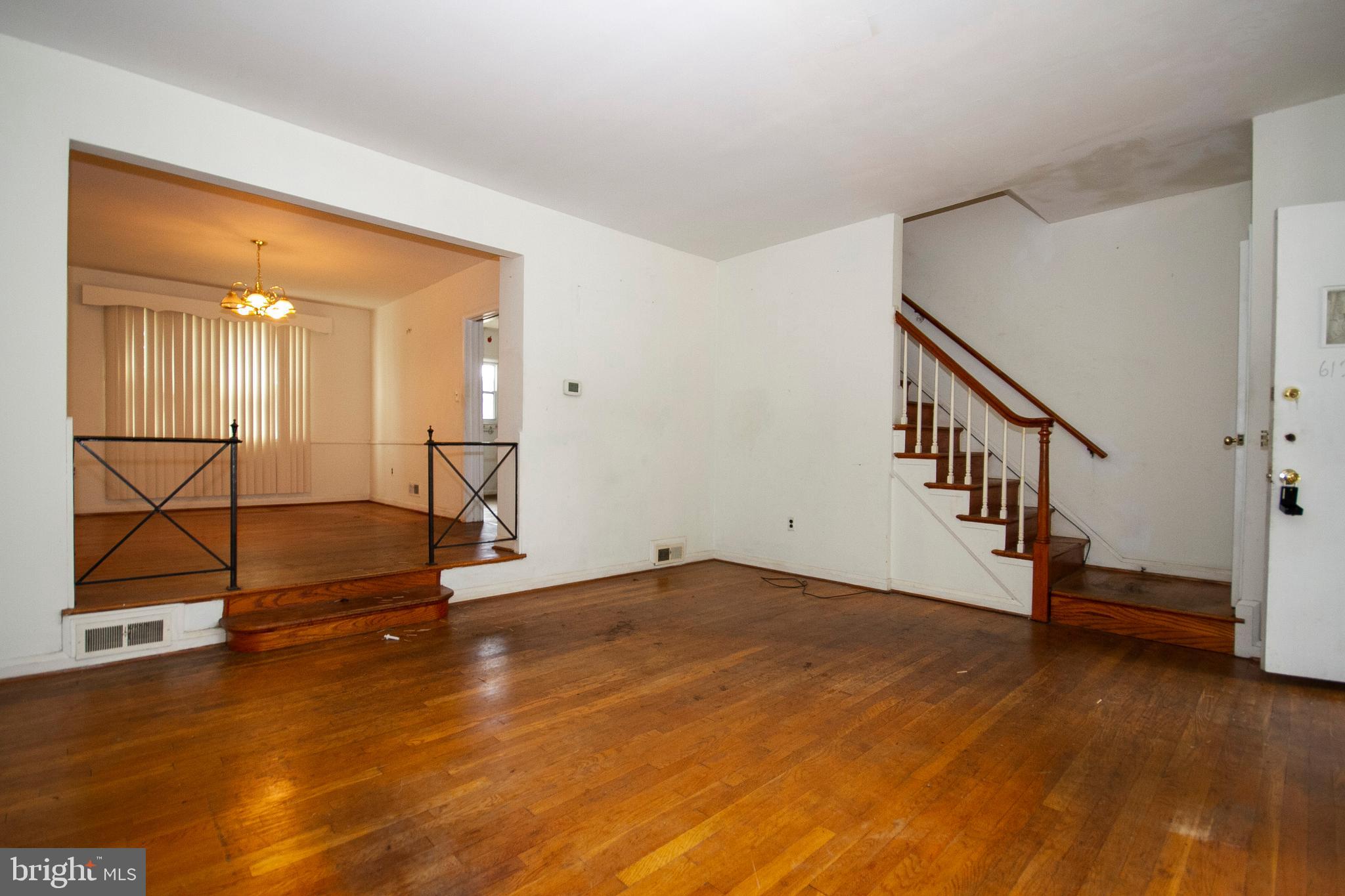 6121 Edlynne Road Baltimore, MD 21239 - Photo 9 of 19
