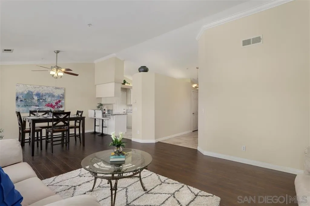 886 St George Place Spring Valley, CA 91977 - Photo 7 of 24 Gallery Image 7